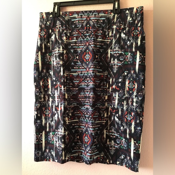 Monroe & Main Skirt~XL ⭐️ - Picture 5 of 8